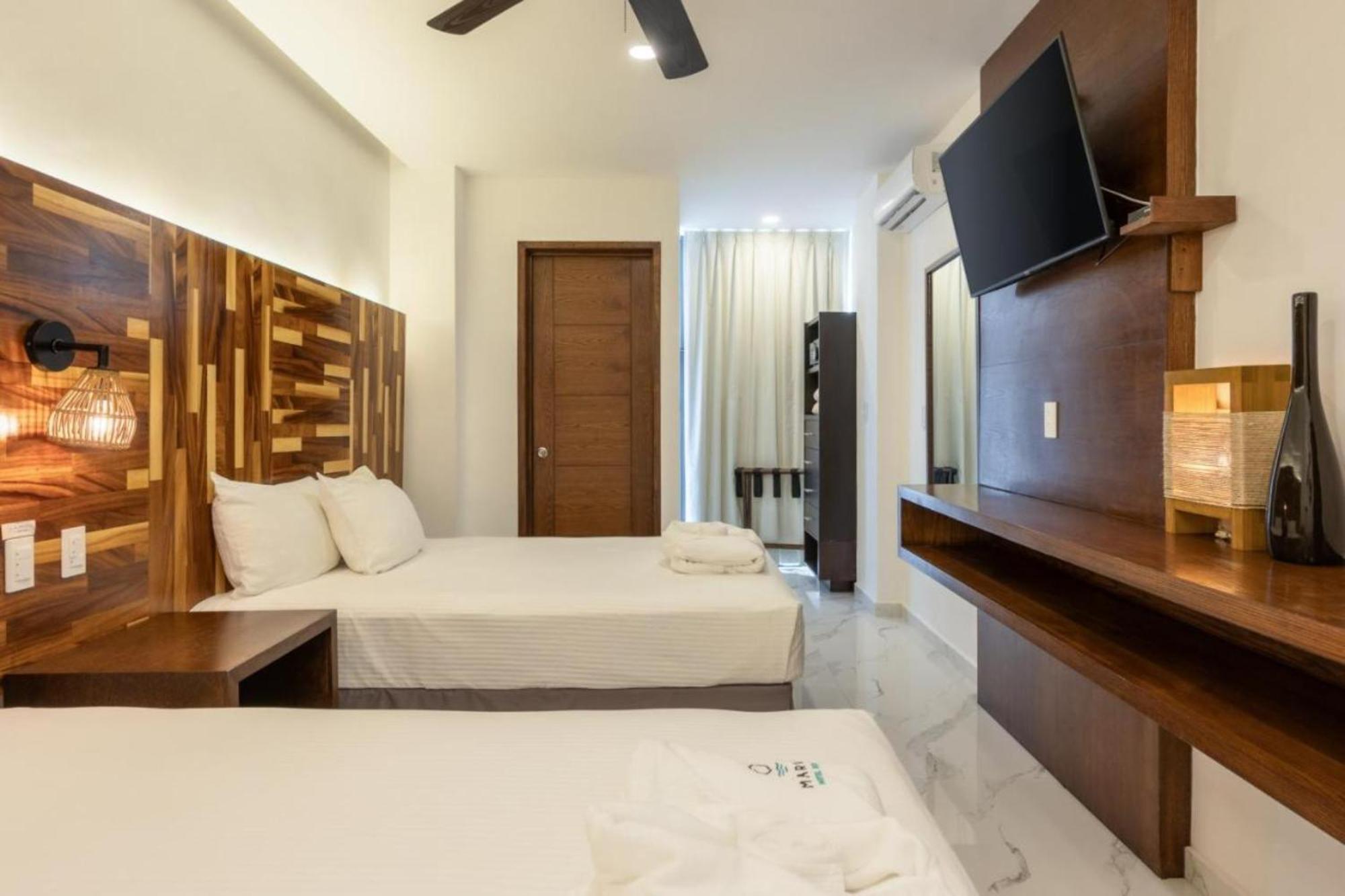 Collection O Hotel Marvic Playa del Carmen Exterior foto