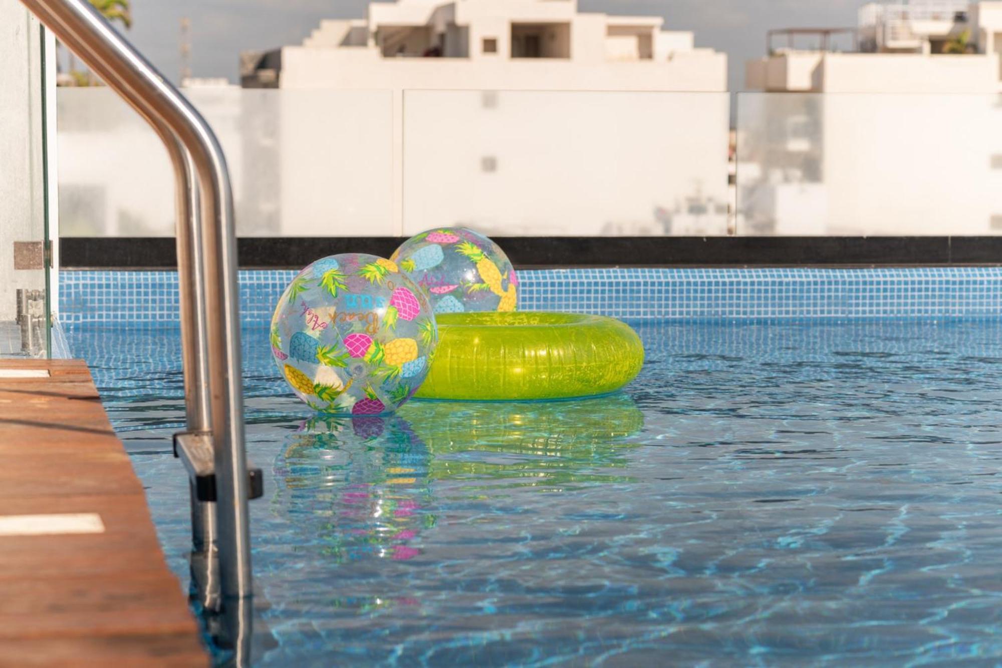 Collection O Hotel Marvic Playa del Carmen Exterior foto